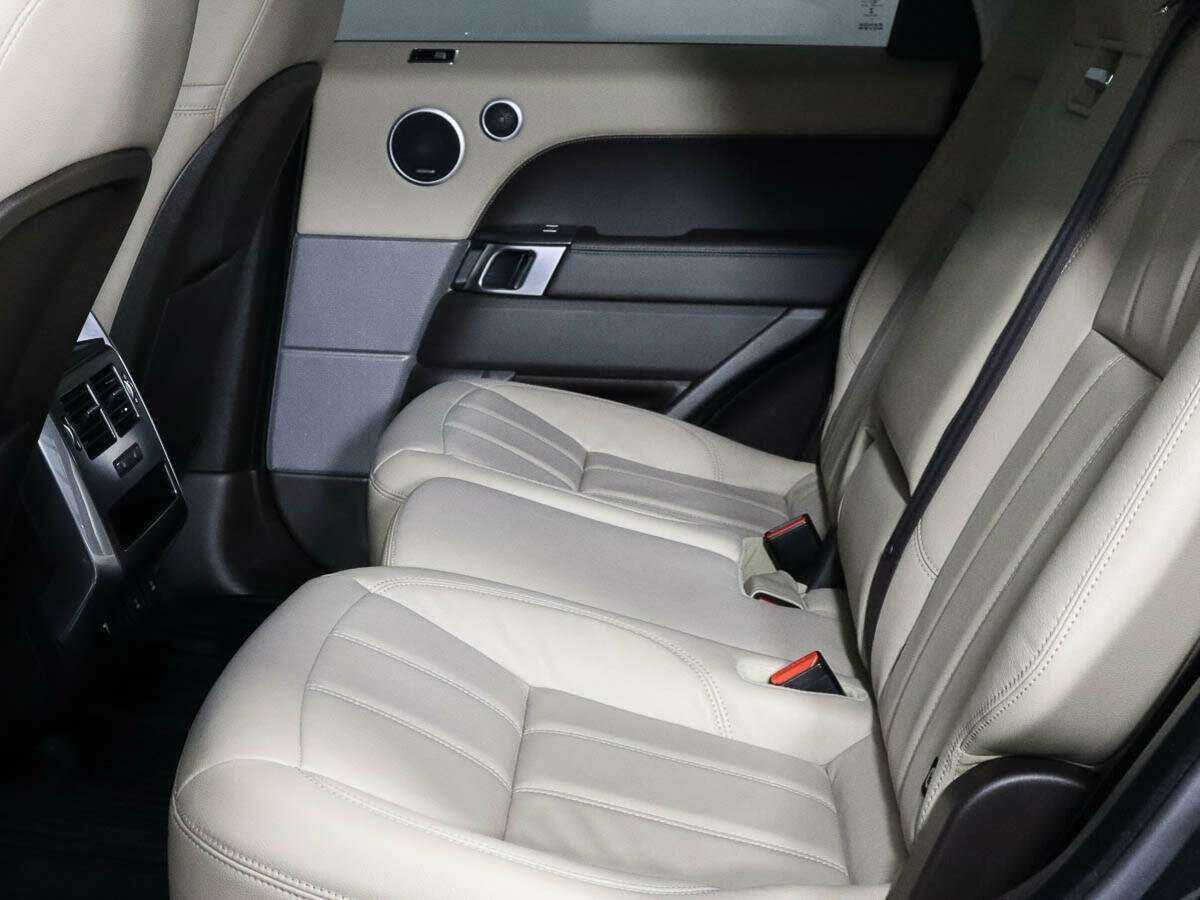 Land Rover Range Rover Sport 2018 года с пробегом. Фото: #7