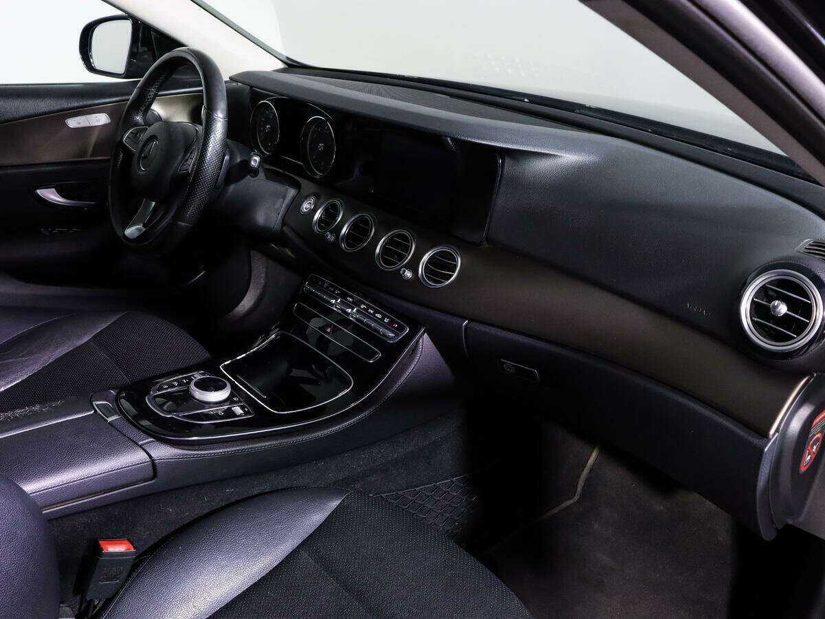 Mercedes-Benz E-Класс 2016 года с пробегом. Фото: #7