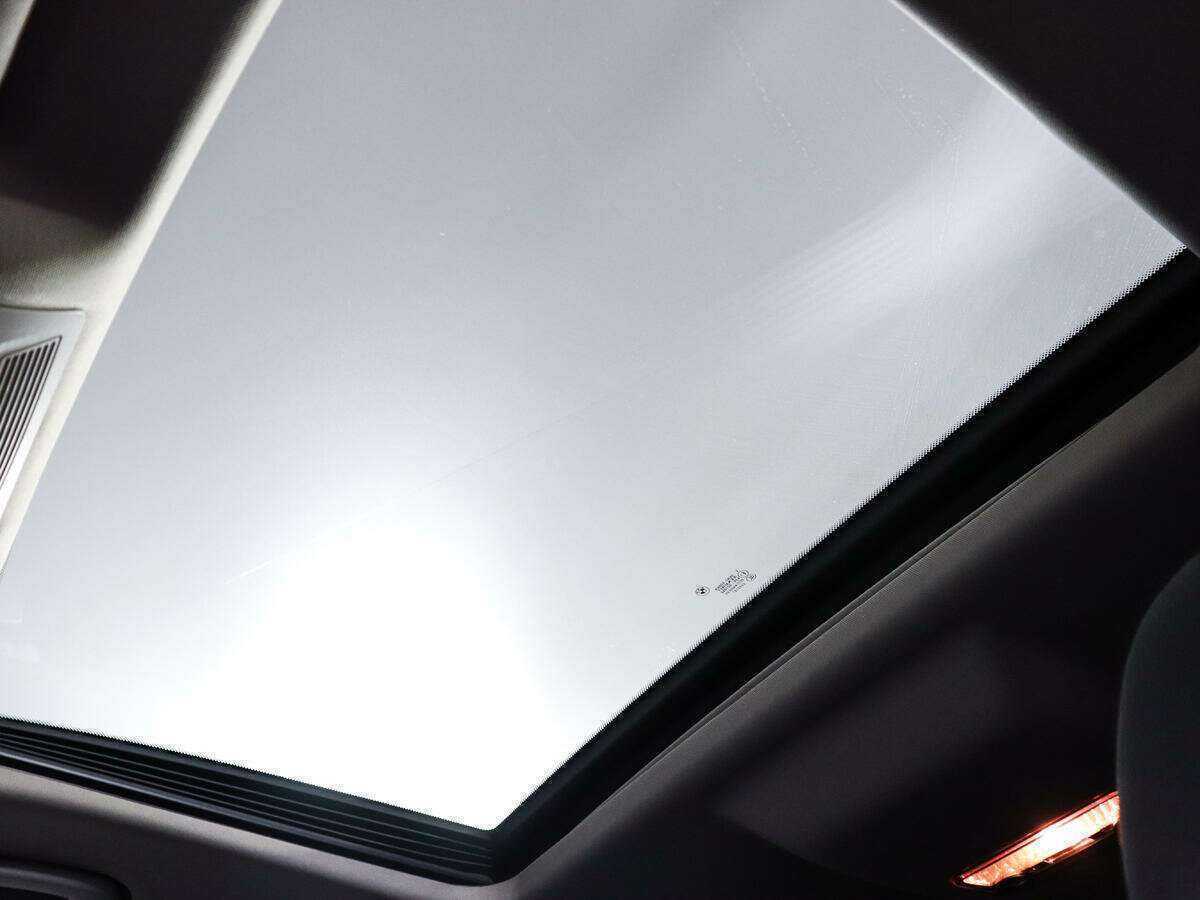 BMW 5 серии 2011 года с пробегом. Фото: #11