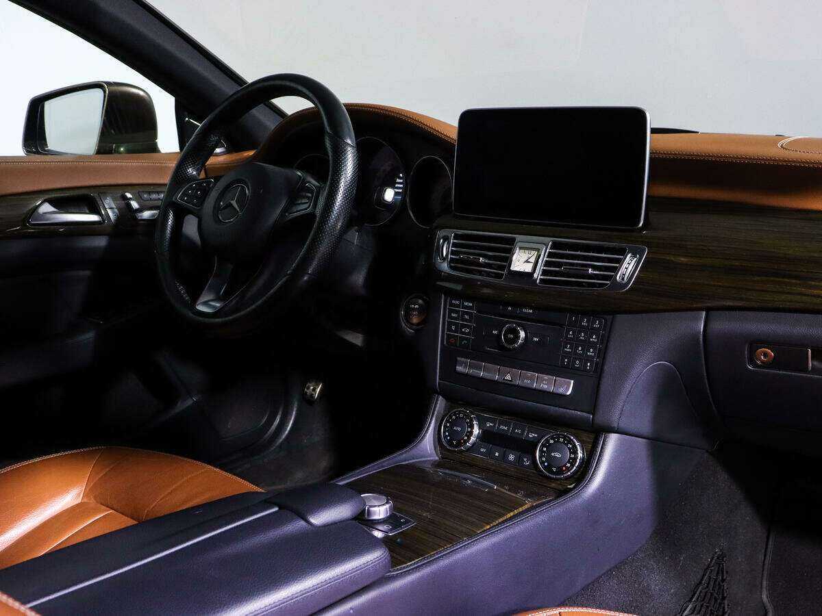 Mercedes-Benz CLS 2014 года с пробегом. Фото: #6