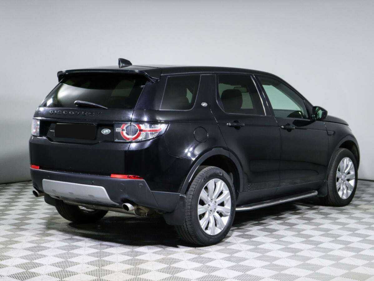 Land Rover Discovery Sport 2018 года с пробегом. Фото: #4