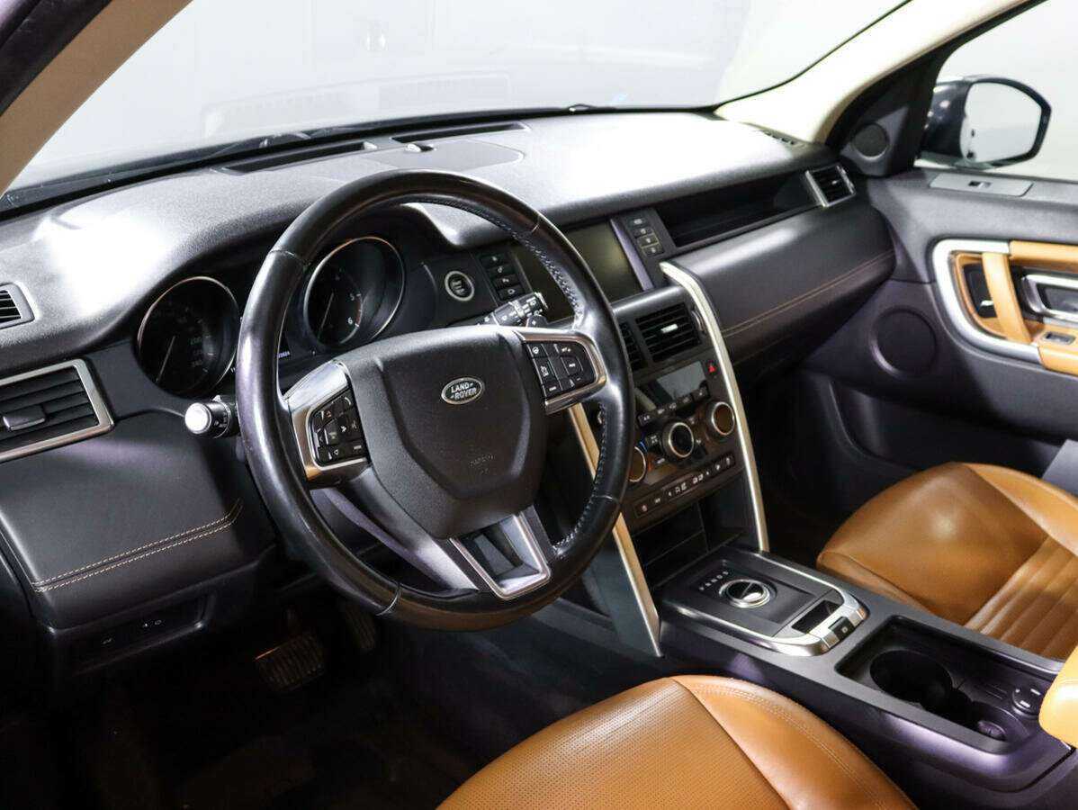 Land Rover Discovery Sport 2018 года с пробегом. Фото: #13
