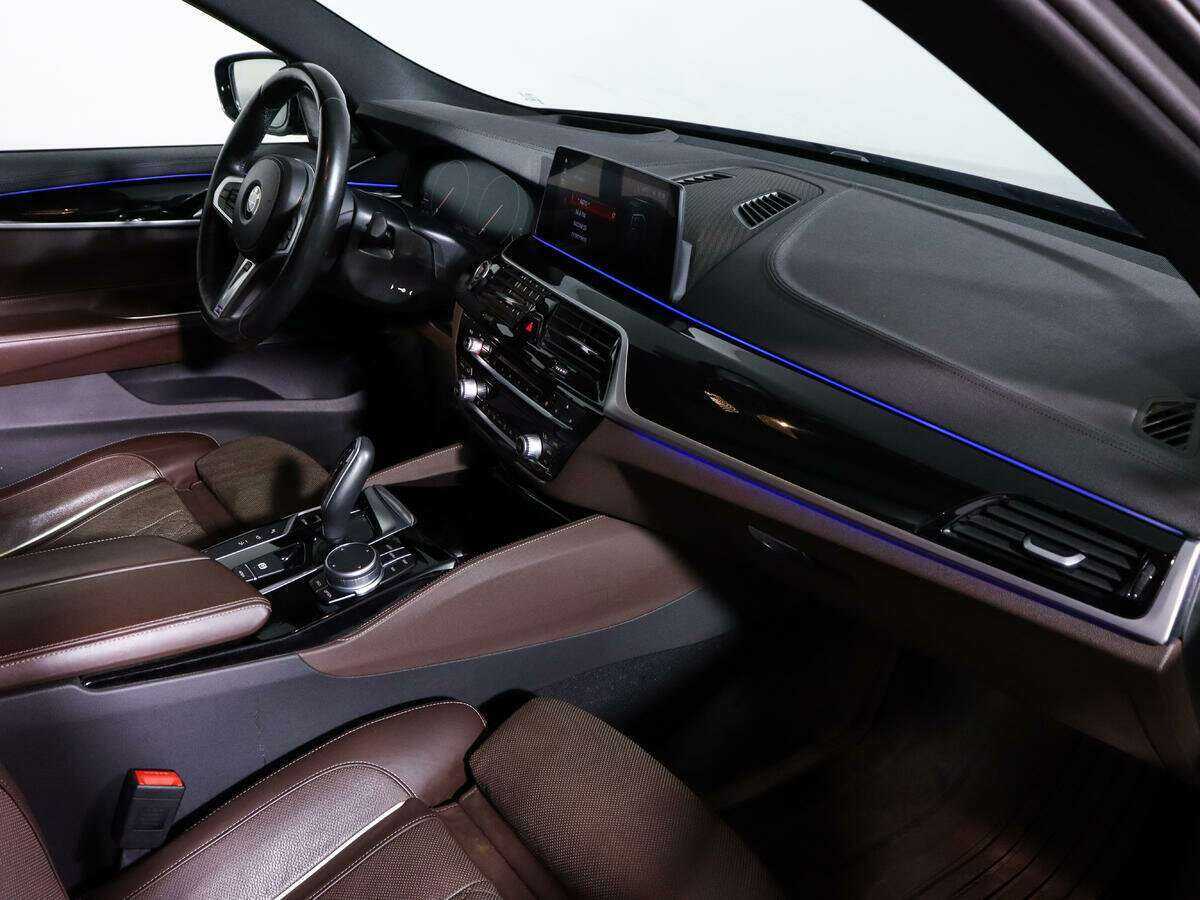 BMW 6 серии 2019 года с пробегом. Фото: #8