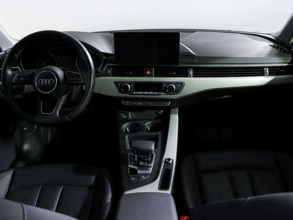 Audi A4 2021 года с пробегом. Фото: #8