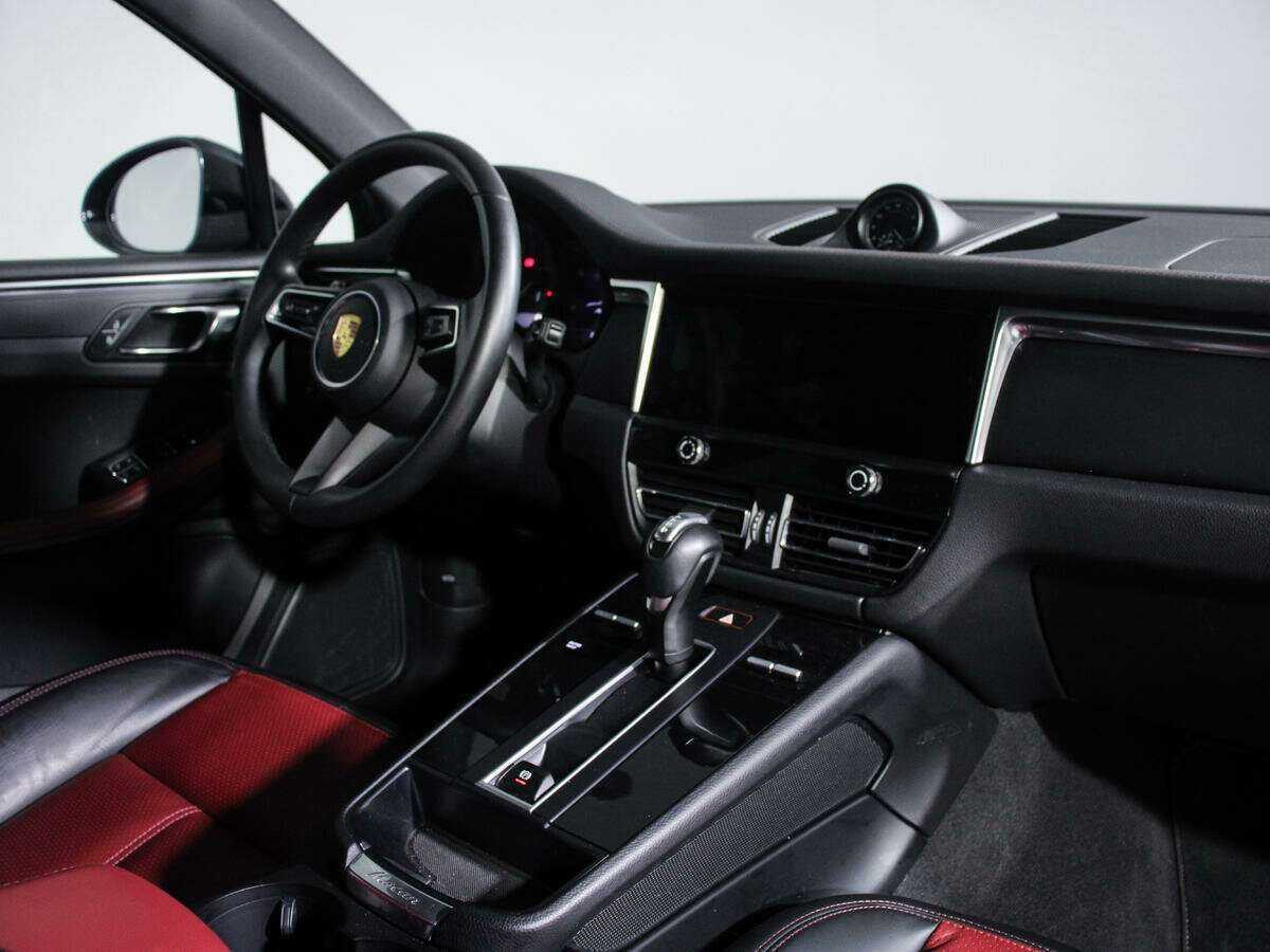 Porsche Macan 2022 года с пробегом. Фото: #6