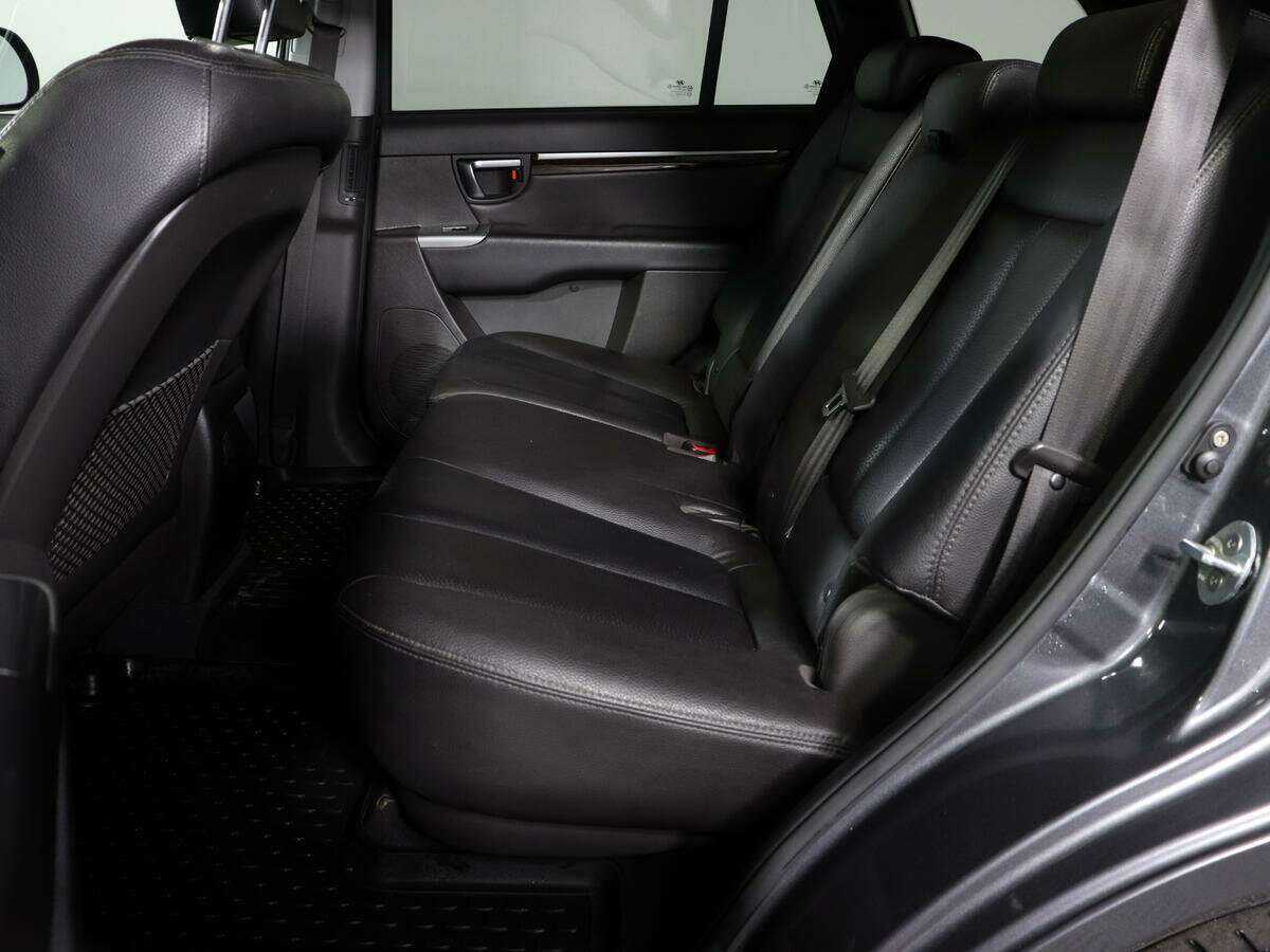 Hyundai Santa Fe 2011 года с пробегом. Фото: #7