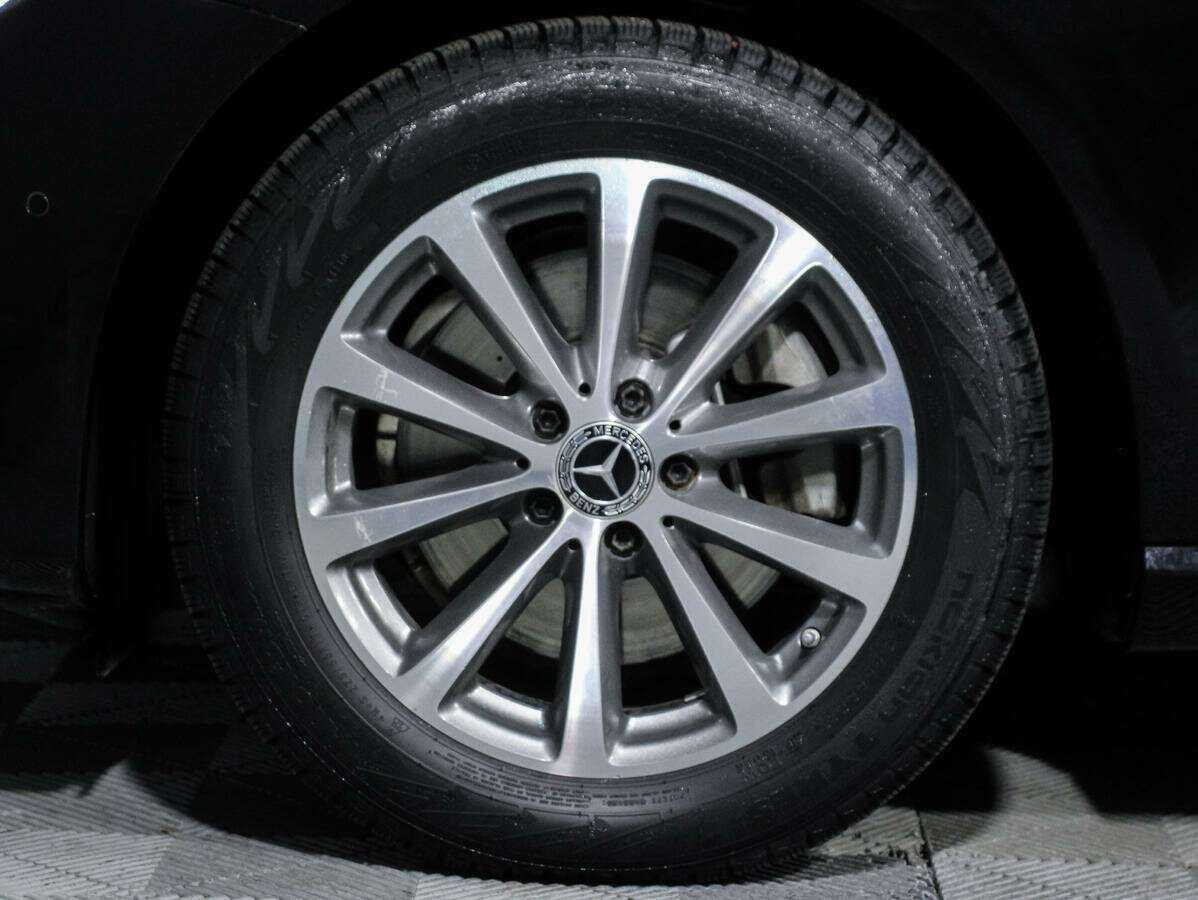 Mercedes-Benz E-Класс 2018 года с пробегом. Фото: #16