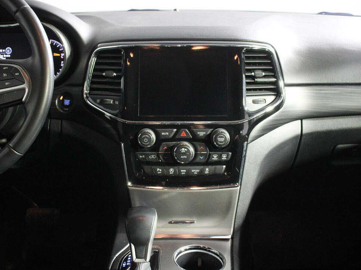 Jeep Grand Cherokee 2020 года с пробегом. Фото: #10