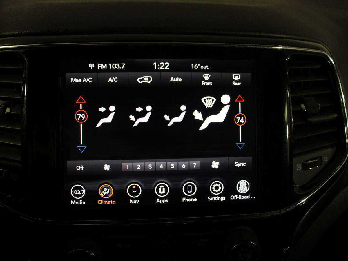 Jeep Grand Cherokee 2020 года с пробегом. Фото: #20