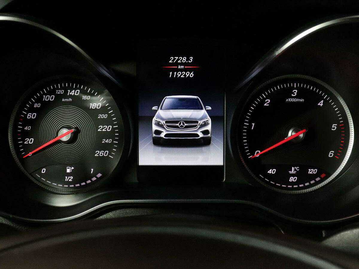 Mercedes-Benz GLC Coupe 2019 года с пробегом. Фото: #8
