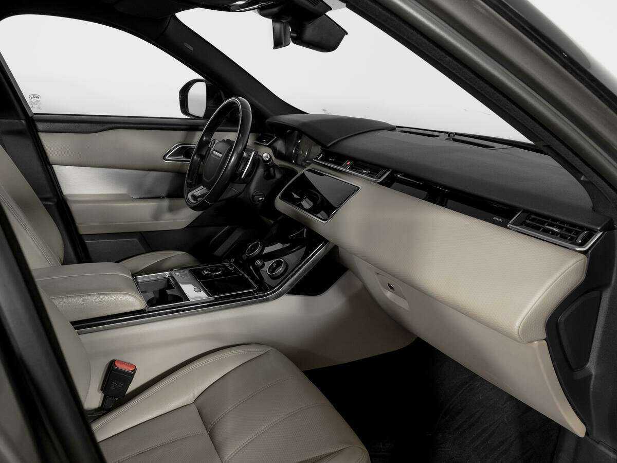 Land Rover Range Rover Velar 2017 года с пробегом. Фото: #7