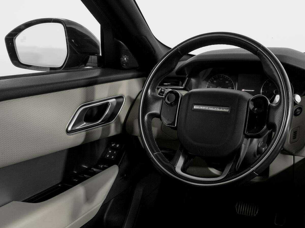 Land Rover Range Rover Velar 2017 года с пробегом. Фото: #12