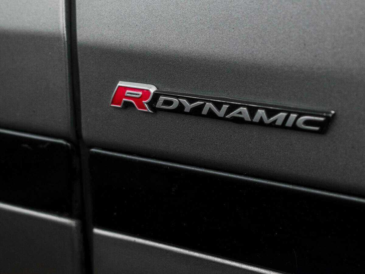 Land Rover Range Rover Velar 2017 года с пробегом. Фото: #14