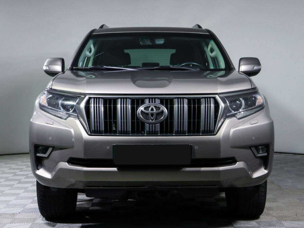Toyota Land Cruiser Prado 2019 года с пробегом. Фото: #1