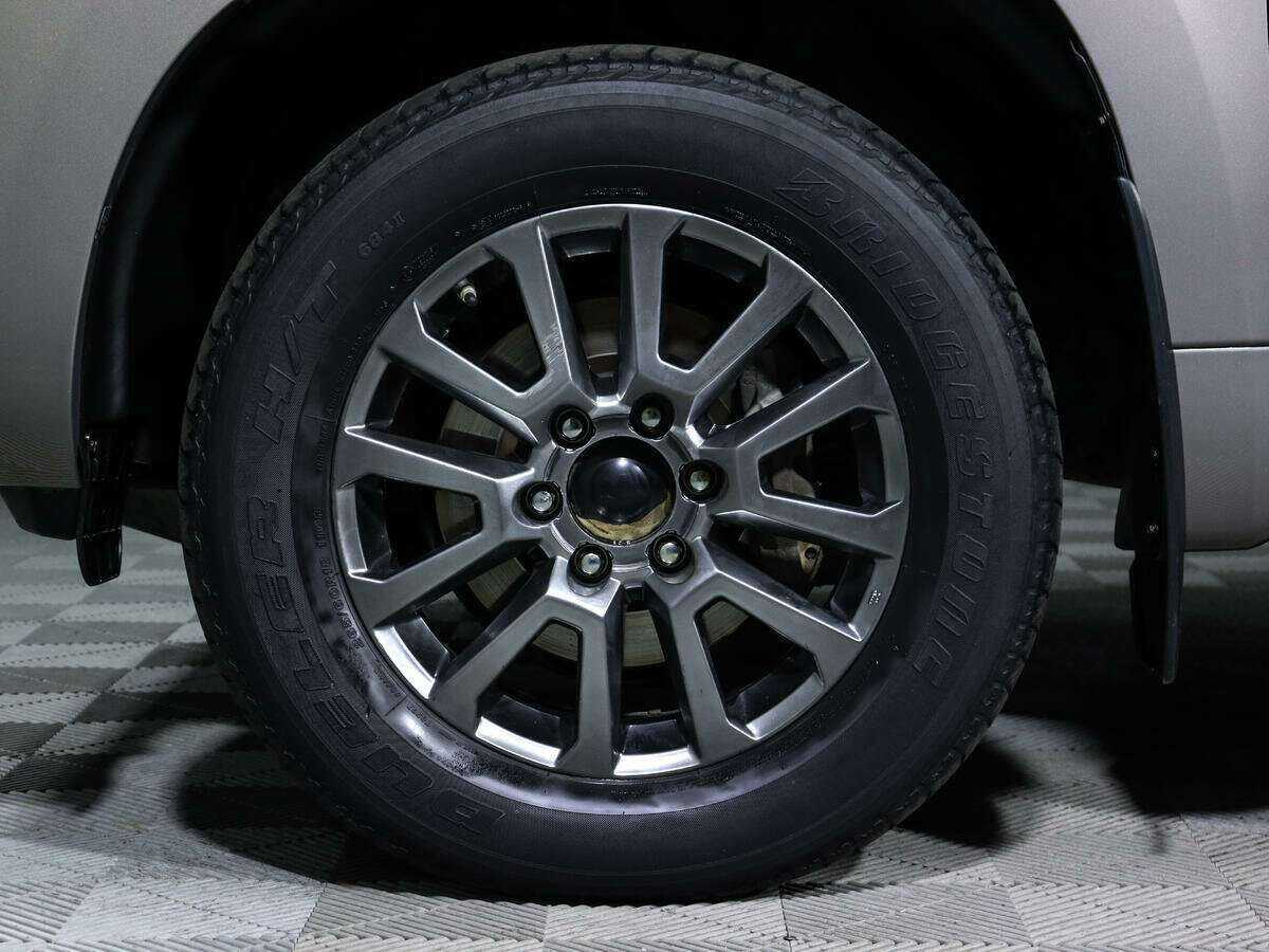Toyota Land Cruiser Prado 2019 года с пробегом. Фото: #13