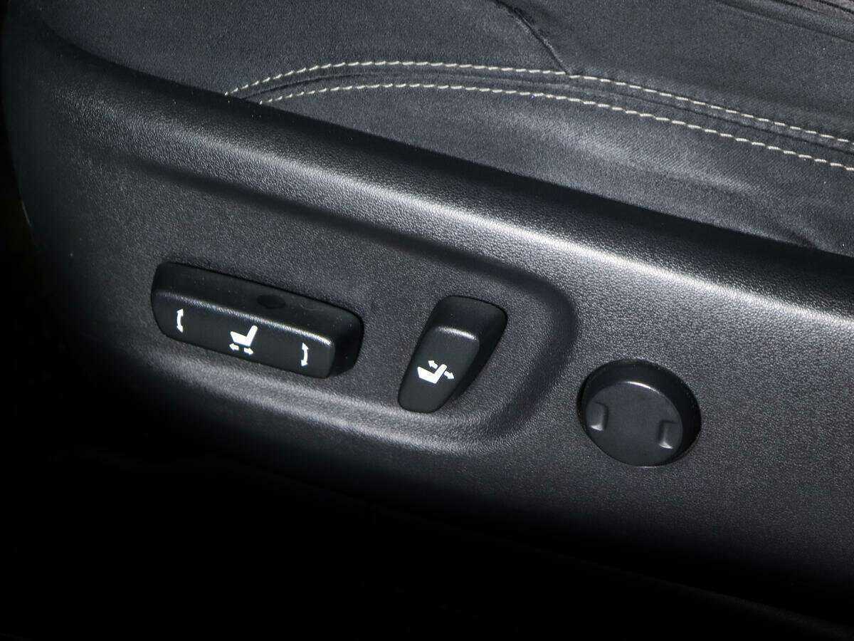 Toyota Land Cruiser Prado 2019 года с пробегом. Фото: #18