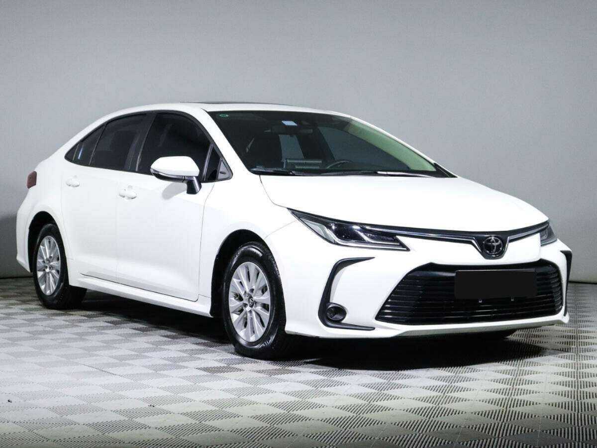Toyota Corolla 2022 года с пробегом. Фото: #2