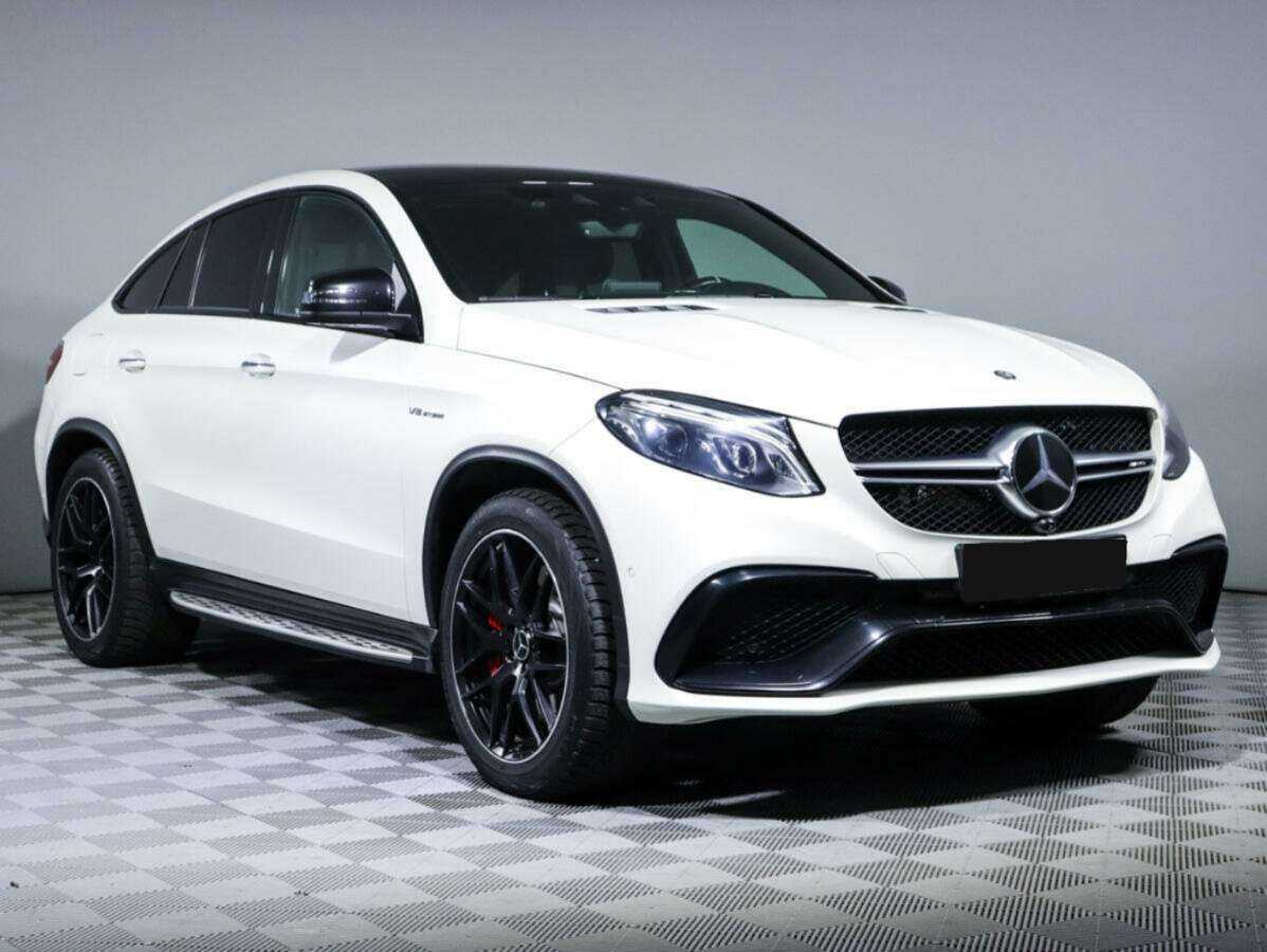 Mercedes-Benz GLE Coupe AMG 2017 года с пробегом. Фото: #2