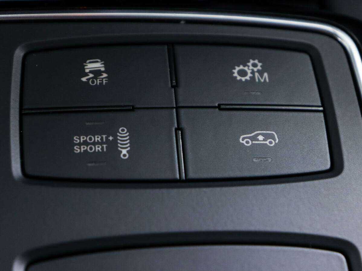 Mercedes-Benz GLE Coupe AMG 2017 года с пробегом. Фото: #22