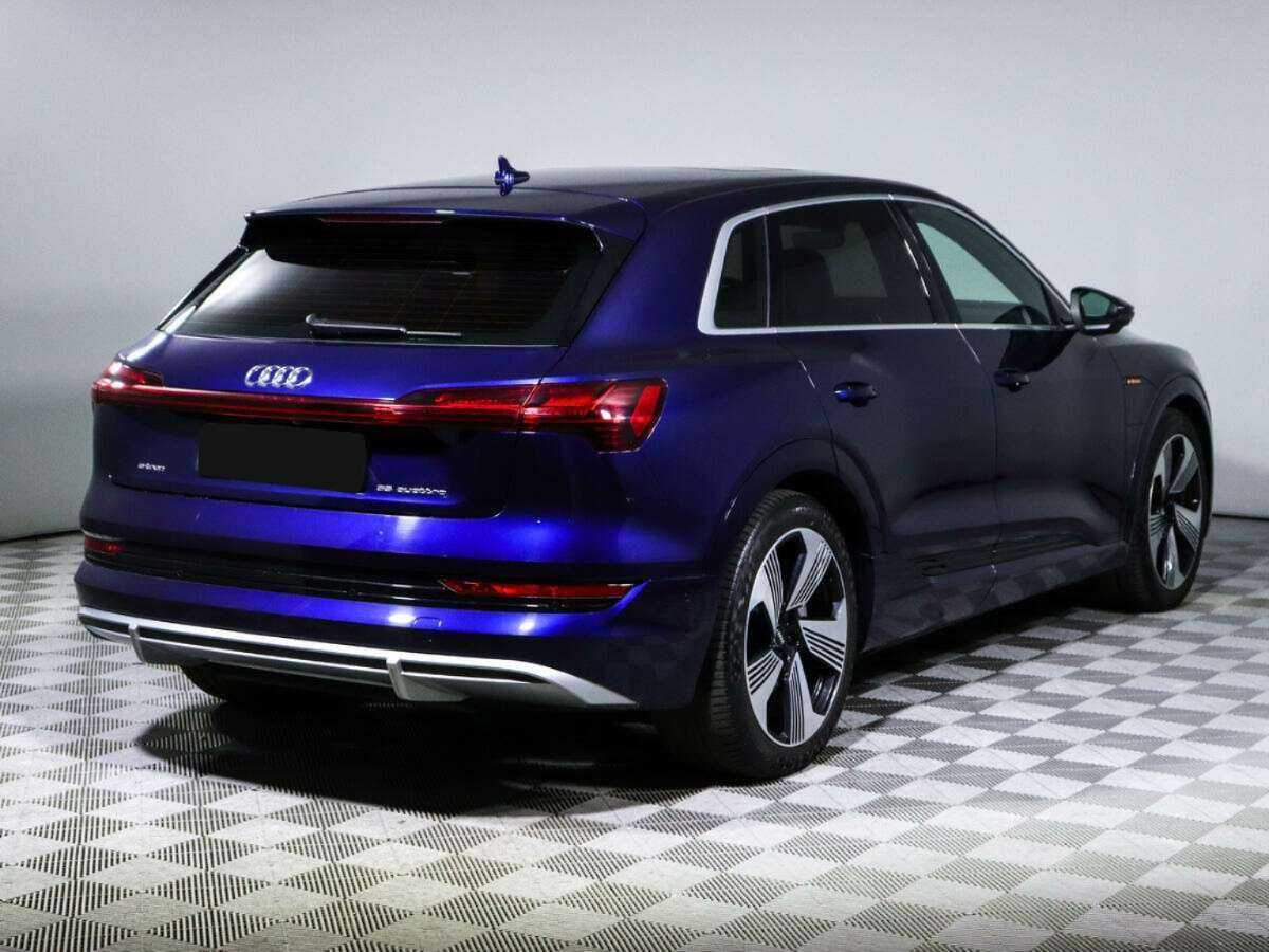 Audi e-tron 2020 года с пробегом. Фото: #3