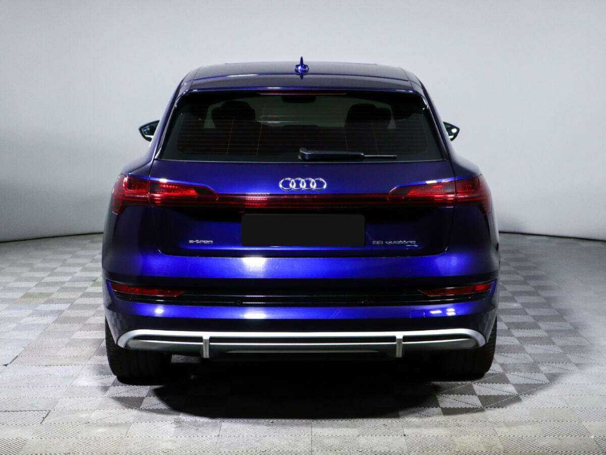 Audi e-tron 2020 года с пробегом. Фото: #4