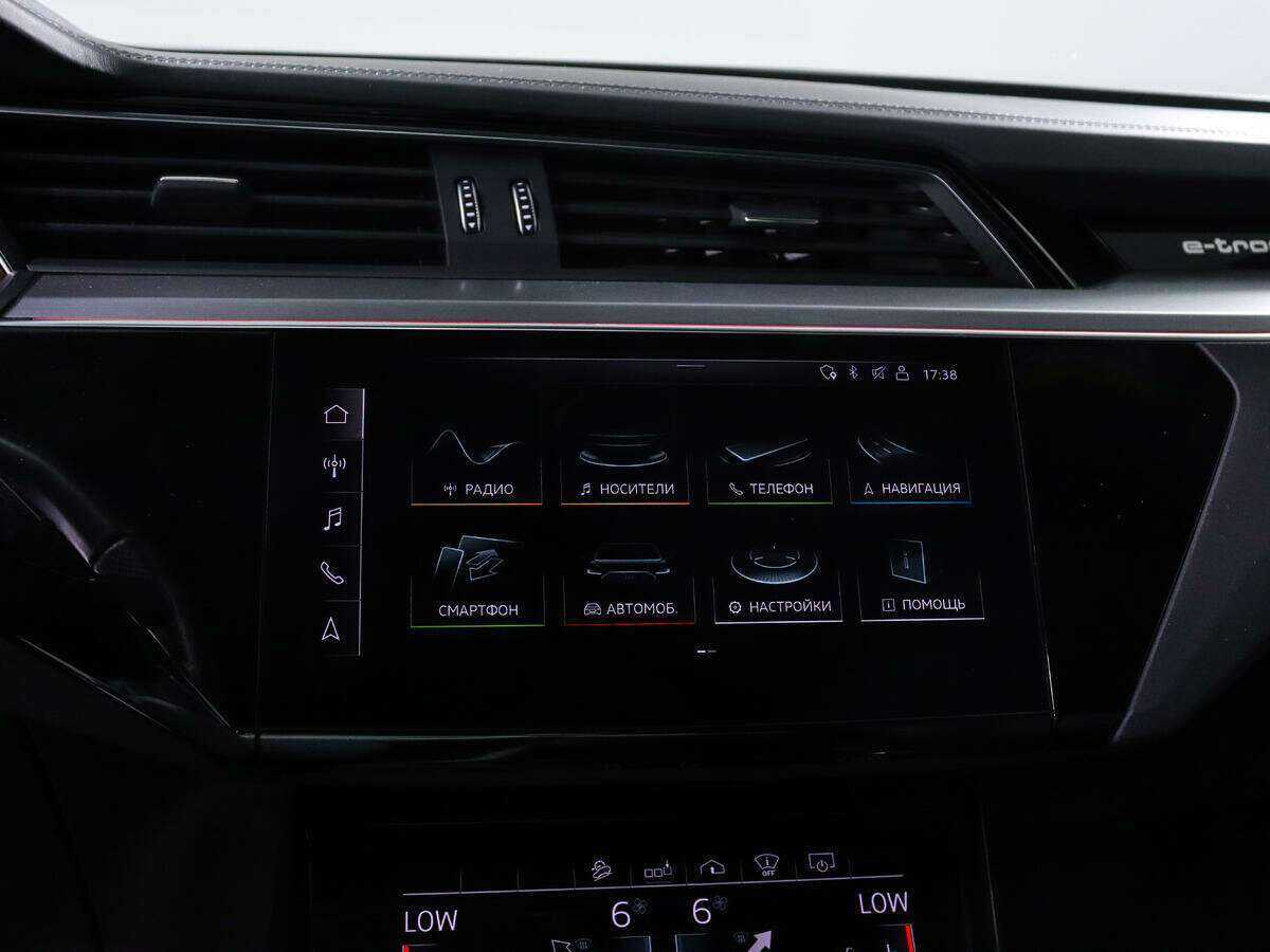 Audi e-tron 2020 года с пробегом. Фото: #17