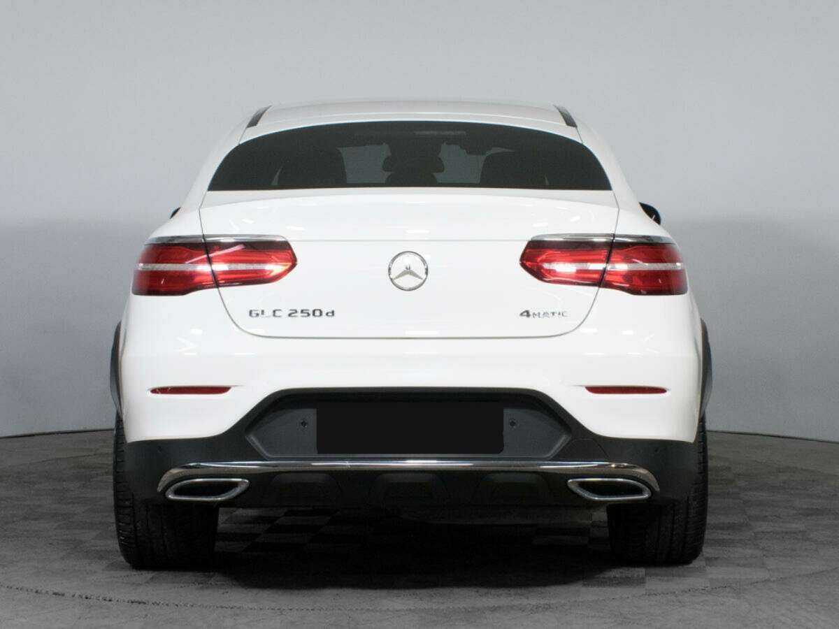 Mercedes-Benz GLC Coupe 2017 года с пробегом. Фото: #5