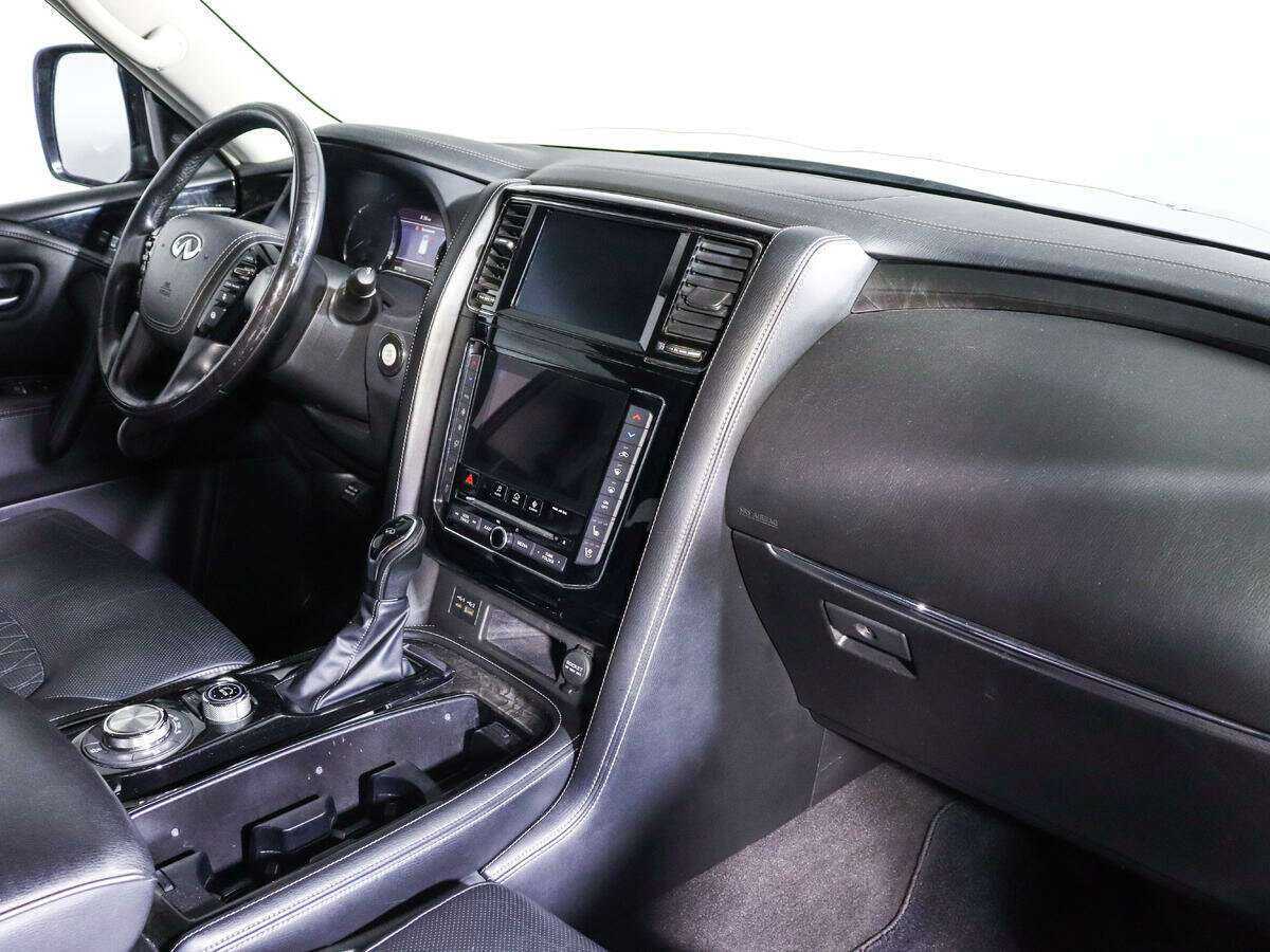 Infiniti QX80 2020 года с пробегом. Фото: #6