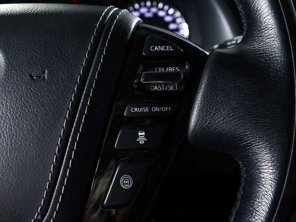 Infiniti QX80 2020 года с пробегом. Фото: #24