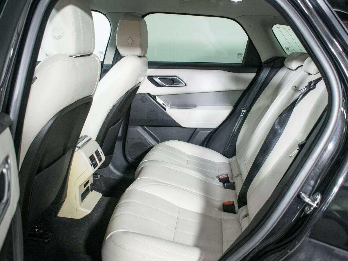 Land Rover Range Rover Velar 2019 года с пробегом. Фото: #8