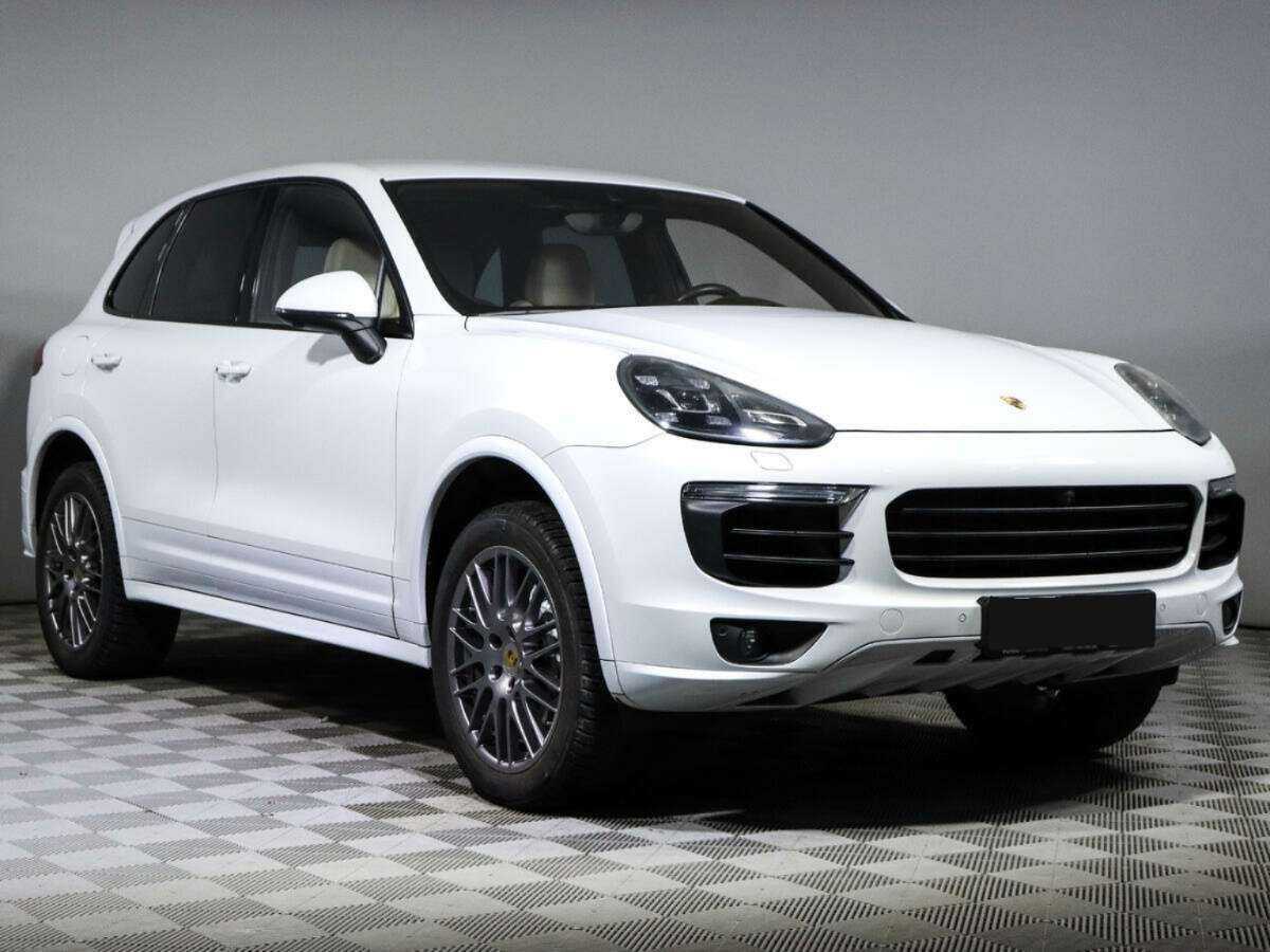 Porsche Cayenne 2015 года с пробегом. Фото: #2