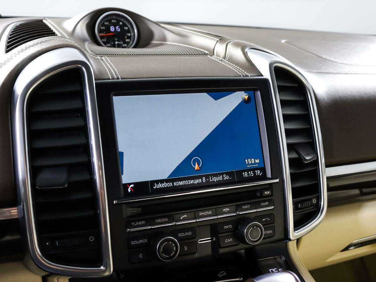 Porsche Cayenne 2015 года с пробегом. Фото: #15