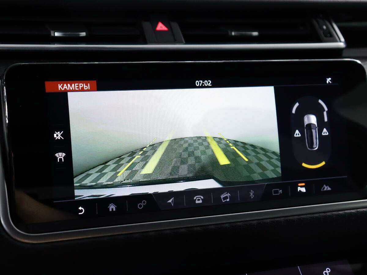 Land Rover Range Rover Velar 2018 года с пробегом. Фото: #10