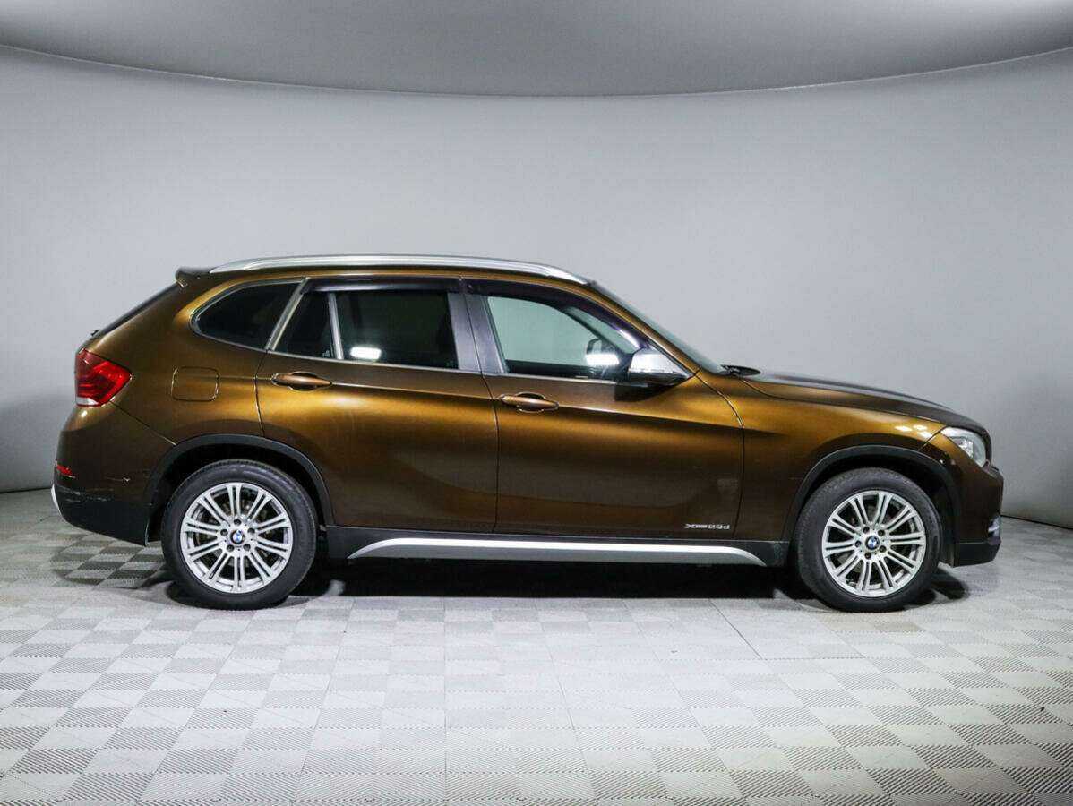 BMW X1 2012 года с пробегом. Фото: #3