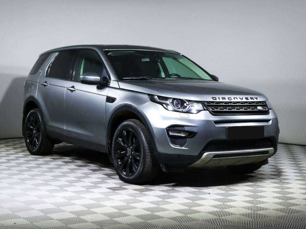 Land Rover Discovery Sport 2017 года с пробегом. Фото: #2