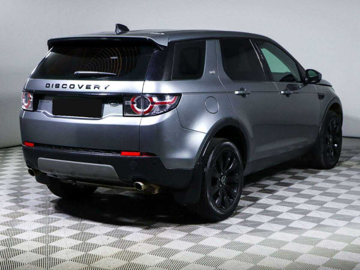 Land Rover Discovery Sport 2017 года с пробегом. Фото: #3