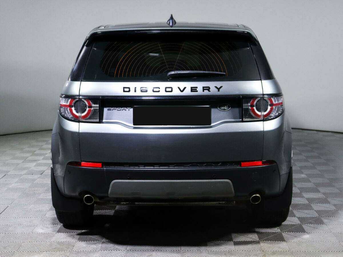 Land Rover Discovery Sport 2017 года с пробегом. Фото: #4