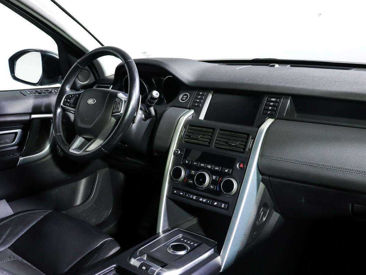 Land Rover Discovery Sport 2017 года с пробегом. Фото: #6