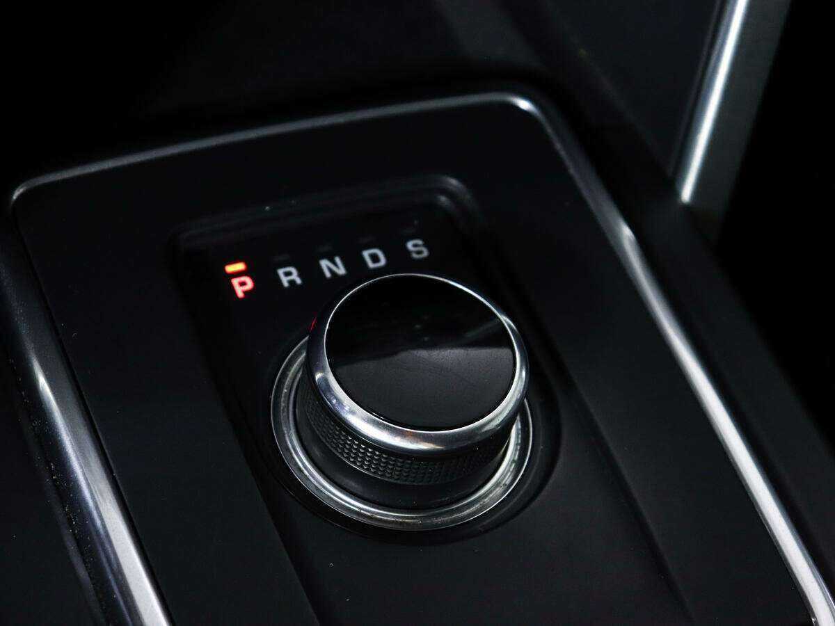 Land Rover Discovery Sport 2017 года с пробегом. Фото: #14