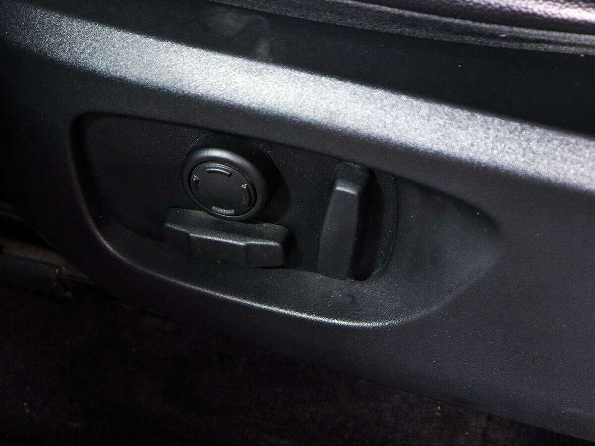 Land Rover Discovery Sport 2017 года с пробегом. Фото: #16