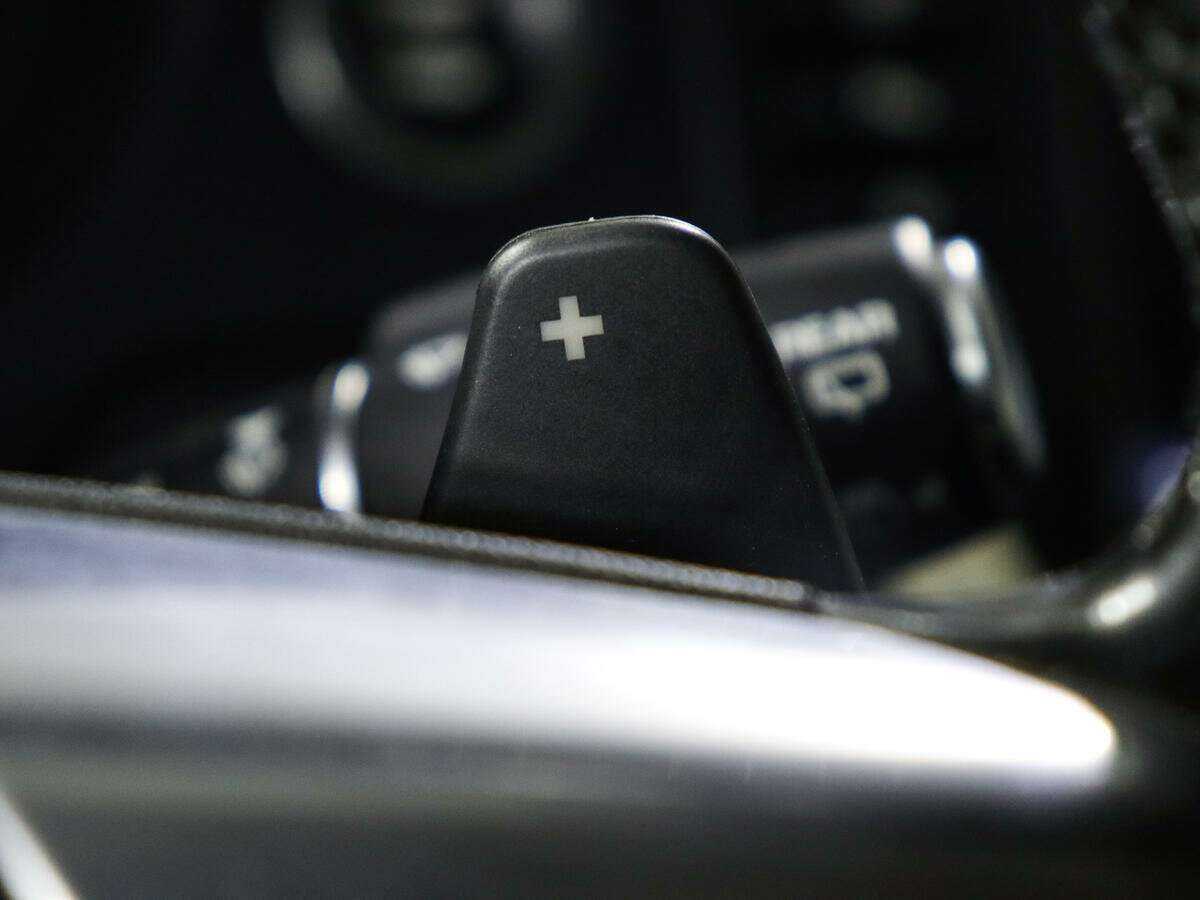 Land Rover Discovery Sport 2017 года с пробегом. Фото: #18