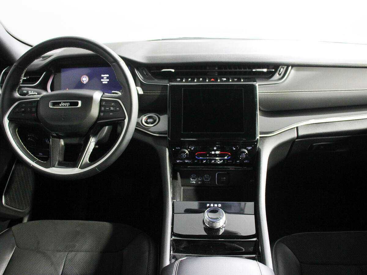 Jeep Grand Cherokee 2021 года с пробегом. Фото: #9