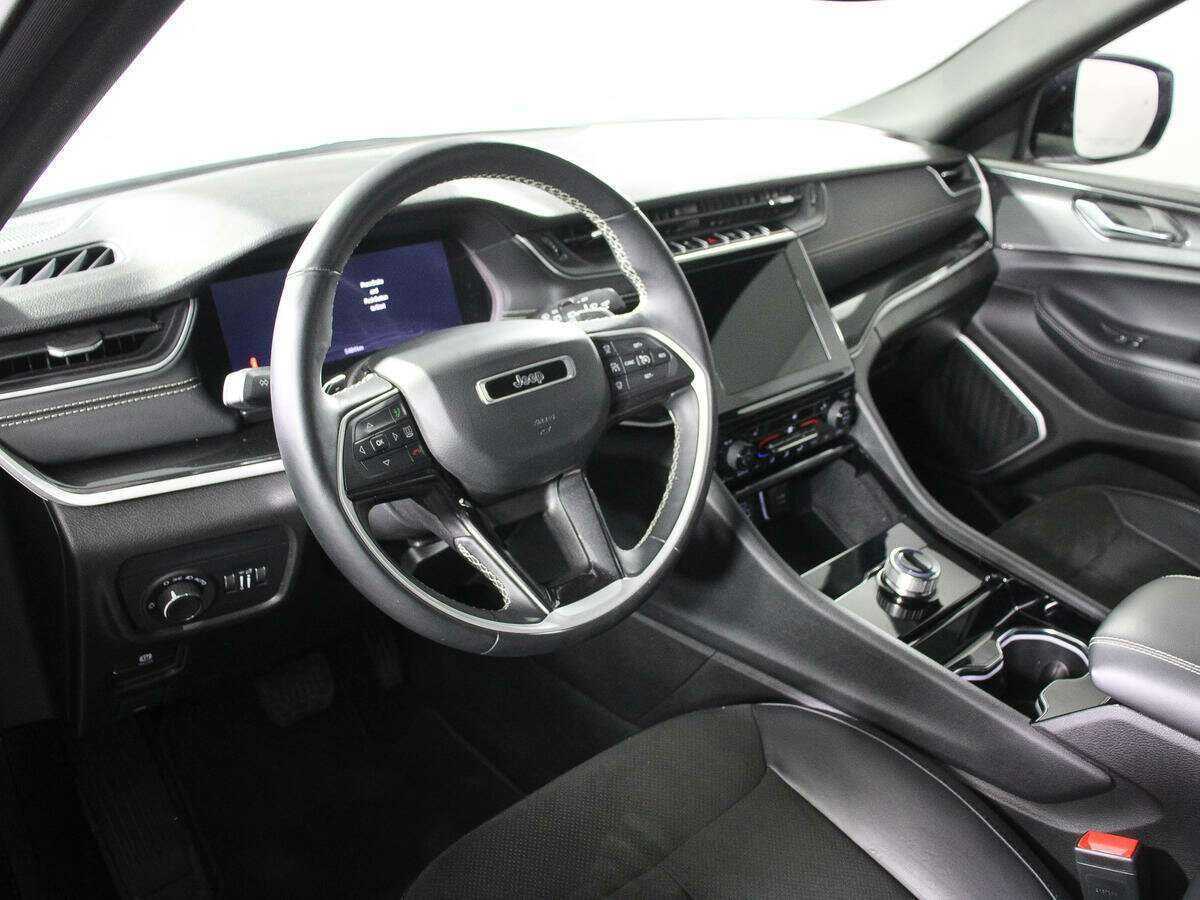 Jeep Grand Cherokee 2021 года с пробегом. Фото: #11