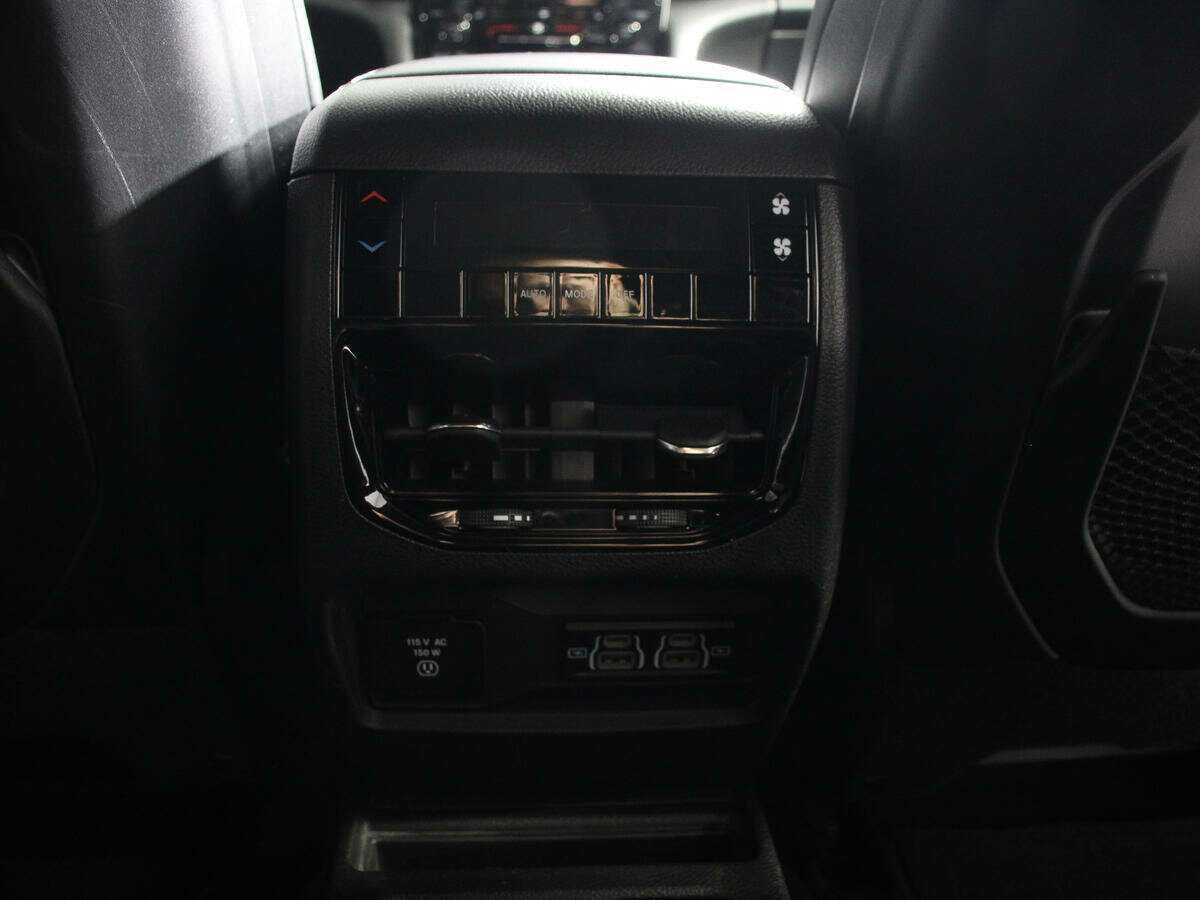 Jeep Grand Cherokee 2021 года с пробегом. Фото: #13