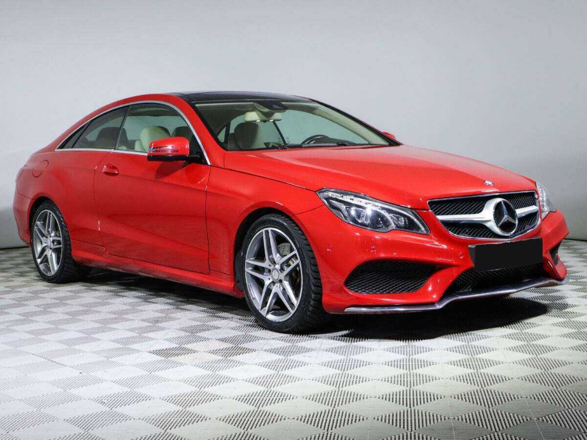 Mercedes-Benz E-Класс 2016 года с пробегом. Фото: #2