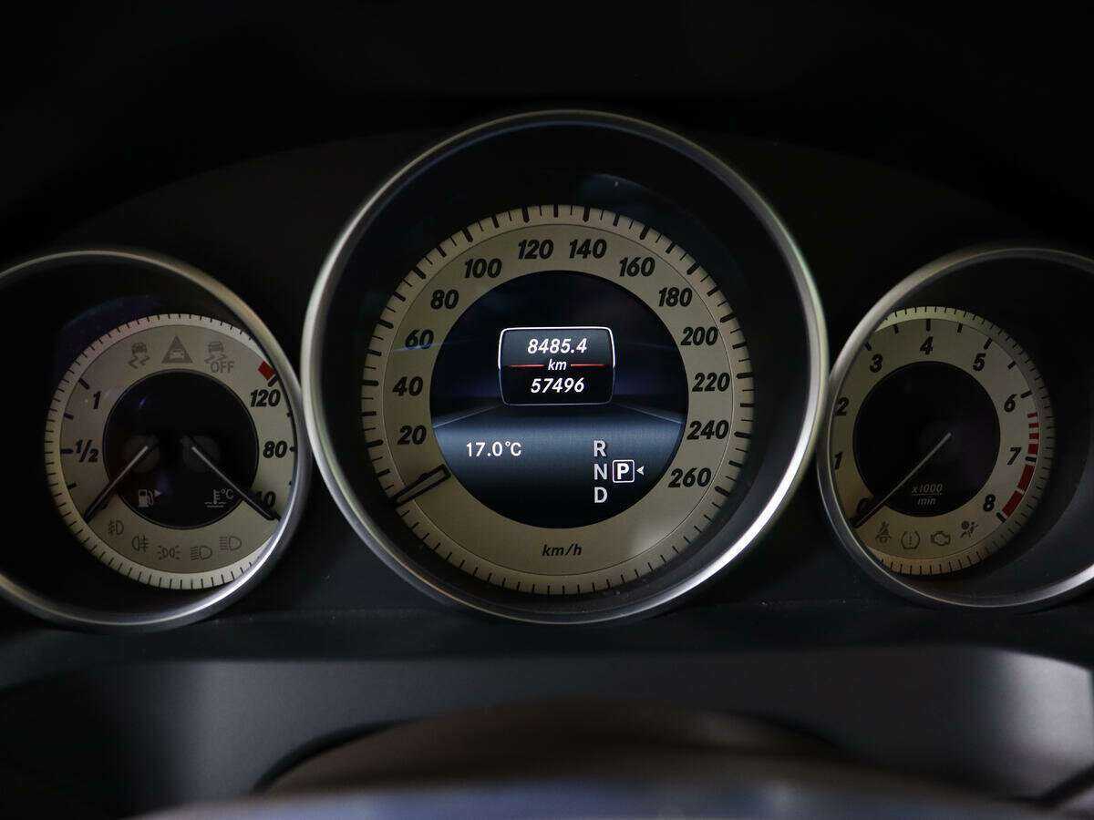 Mercedes-Benz E-Класс 2016 года с пробегом. Фото: #10