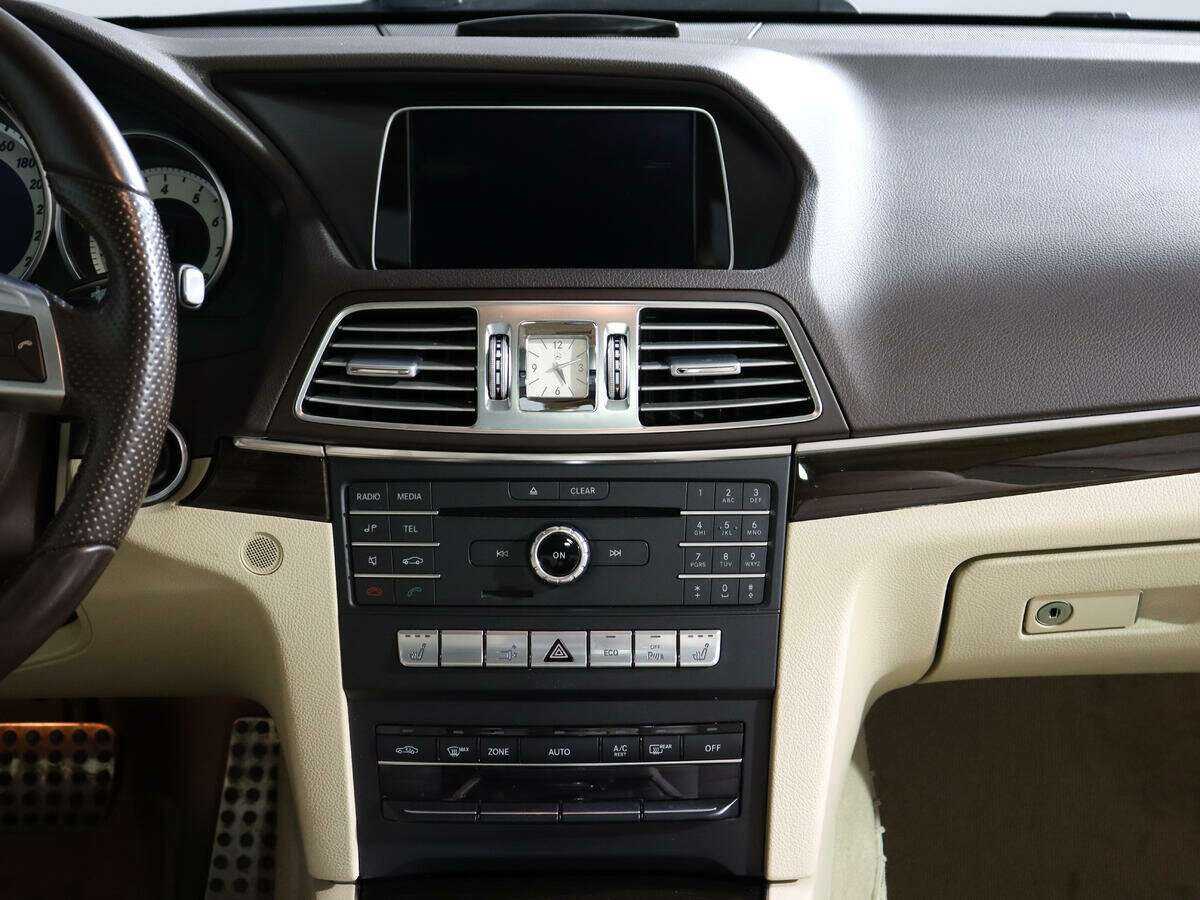 Mercedes-Benz E-Класс 2016 года с пробегом. Фото: #12