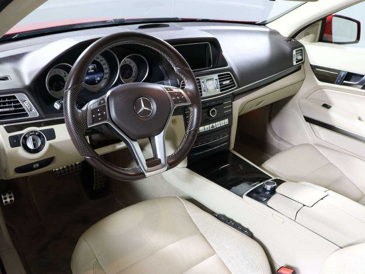 Mercedes-Benz E-Класс 2016 года с пробегом. Фото: #13