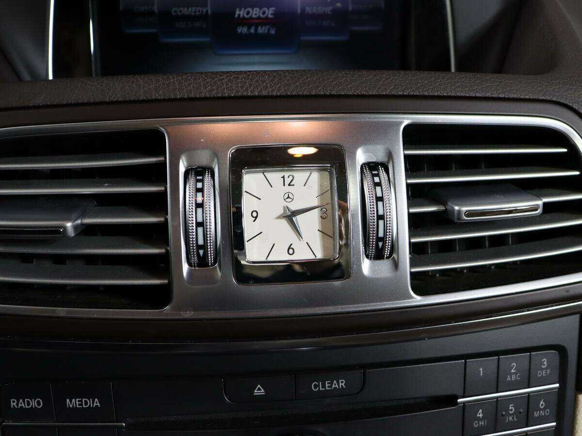 Mercedes-Benz E-Класс 2016 года с пробегом. Фото: #24