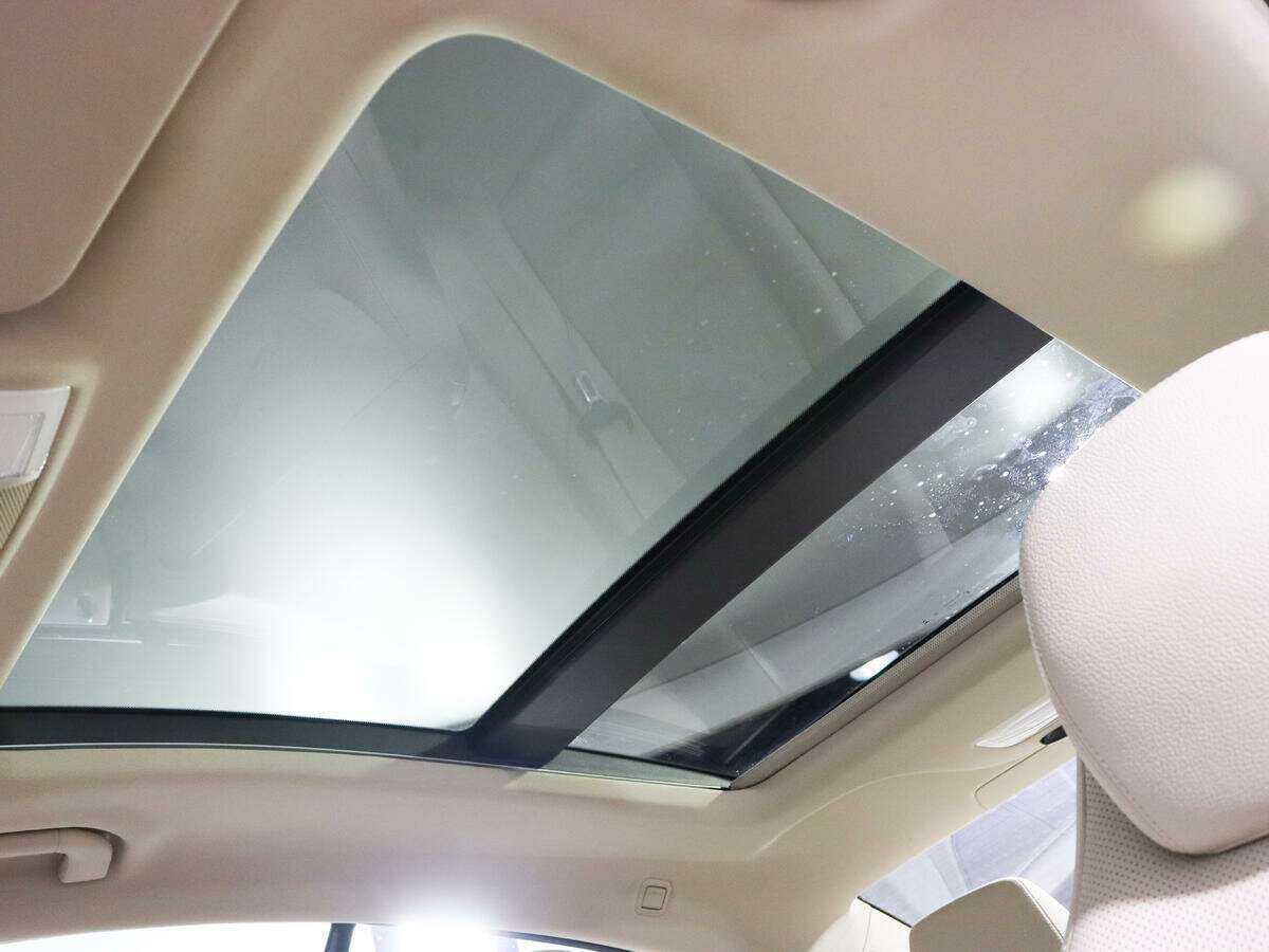 Mercedes-Benz E-Класс 2016 года с пробегом. Фото: #26